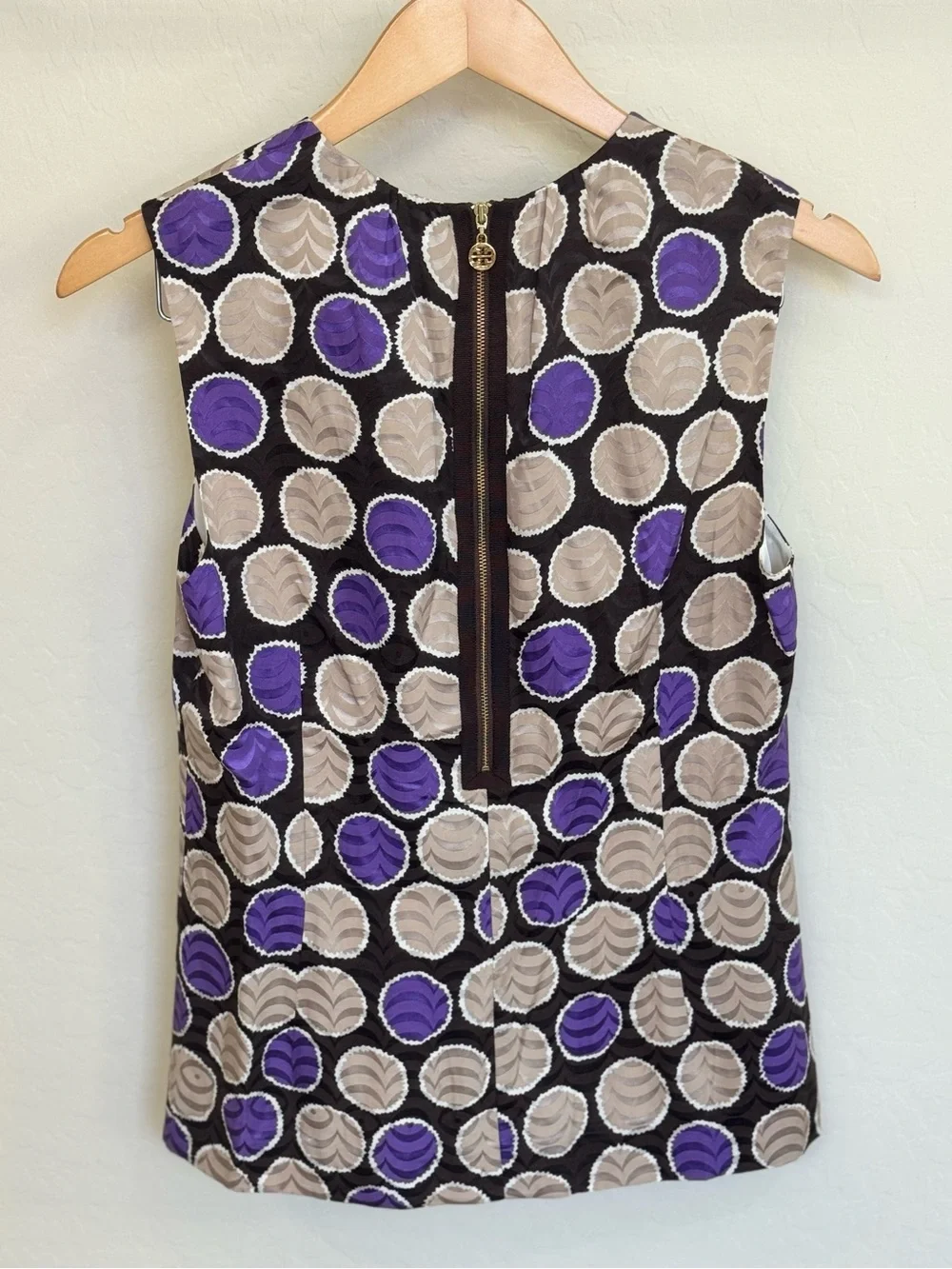 Tory Burch Silk Blend Geometric Circle Print Sleeveless Blouse Purple Size 8